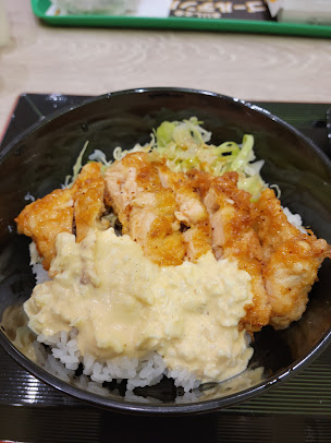 ボリューム満点チキン南蛮丼